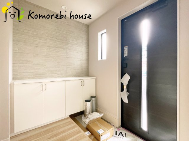 さいたま市西区指扇　15期　新築一戸建て　LIGARE　01の玄関|2025/11/1　撮影