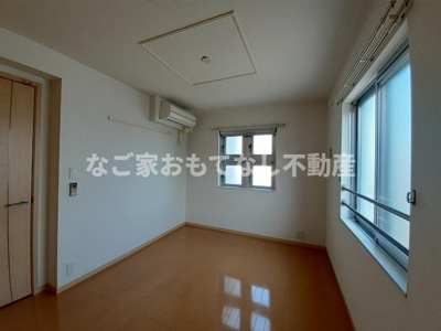 【寝室】 | ル・キャステル