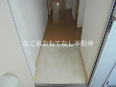 【玄関】 | ル・キャステル