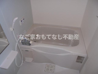 【浴室】 | ル・キャステル