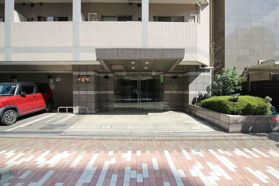 コンシェリア門前仲町のエントランス