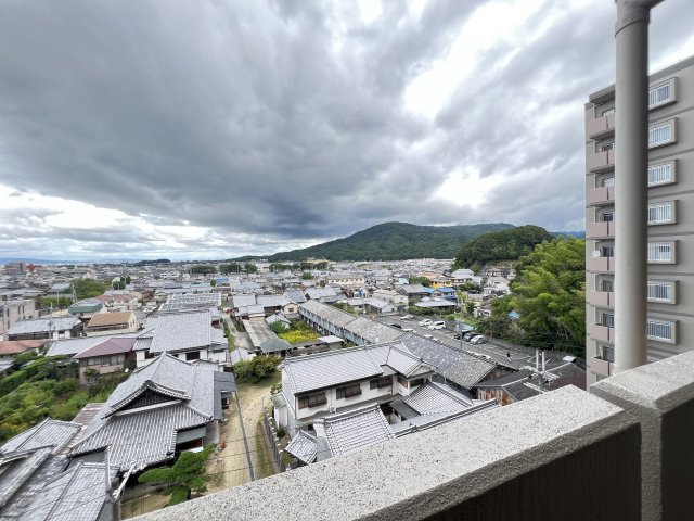 ローレルコート桜井南のバルコニー
