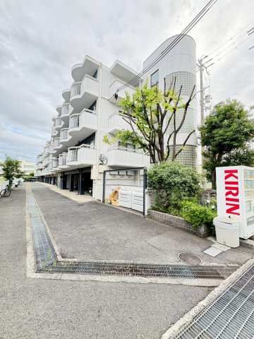 フラット34茨木の外観