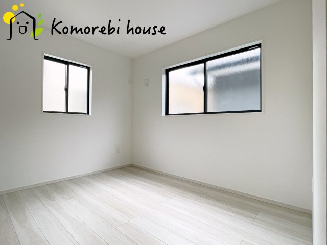 さいたま市西区指扇　15期　新築一戸建て　LIGARE　02の洋室|使い勝手のいい洋室です