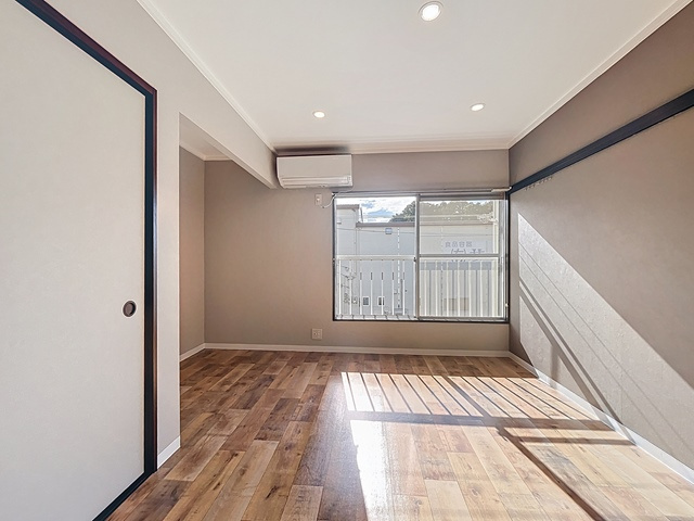 ハイツ常松の居間・リビング