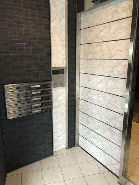 アネックス池袋のエントランス