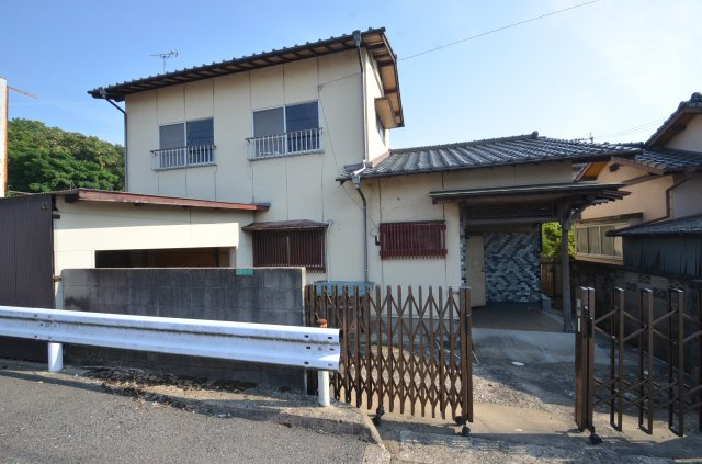 中古住宅（水巻町吉田南1-9-1）の外観|令和7年8月18日撮影