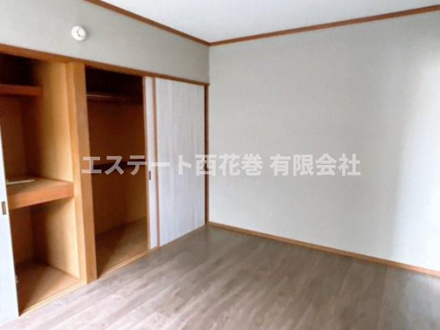 ウィングトップの寝室|洋室6帖