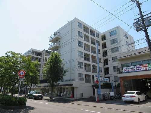 京都一乗寺コーポラスの外観