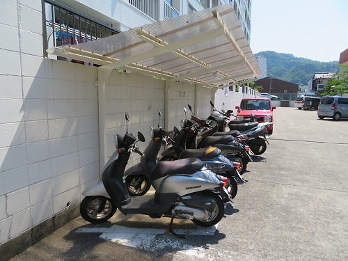 京都一乗寺コーポラスの駐輪場