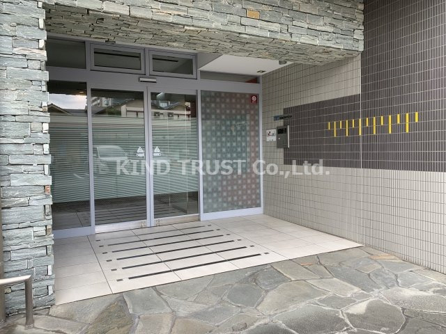 セレニテ天六のエントランス|毎日通るエントランスはこのようになっています