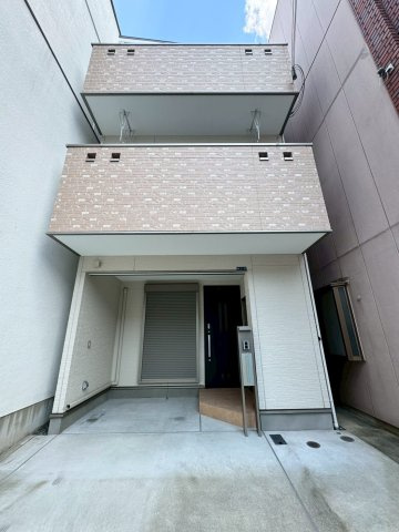 守口市梅園町の外観|平成29年築で室内丁寧にお使いです。