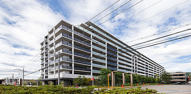 ローレルスクエア柏原
