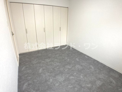 【洋室】 | サニーライフ久米川 | 約6帖の洋室