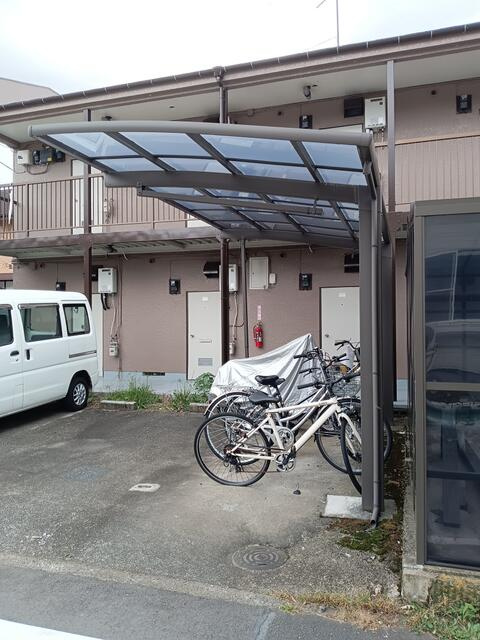 屋根付き駐輪場