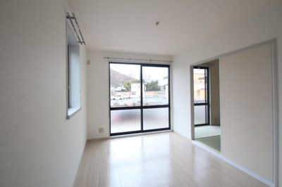 【居間・リビング】 | ラフォーレ・コート