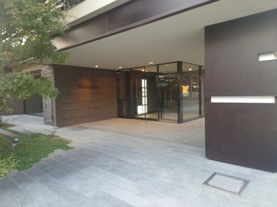【エントランス】 | アトラス茨木レジデンス