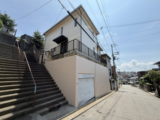 明石市北朝霧丘二丁目戸建の外観