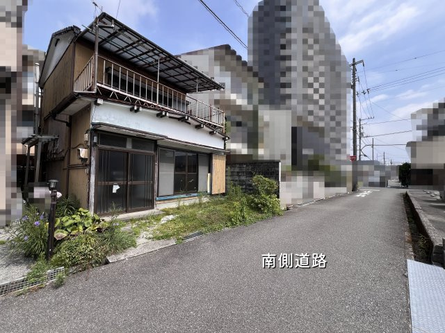 【前面道路含む現地写真】 | 高知市愛宕山南町