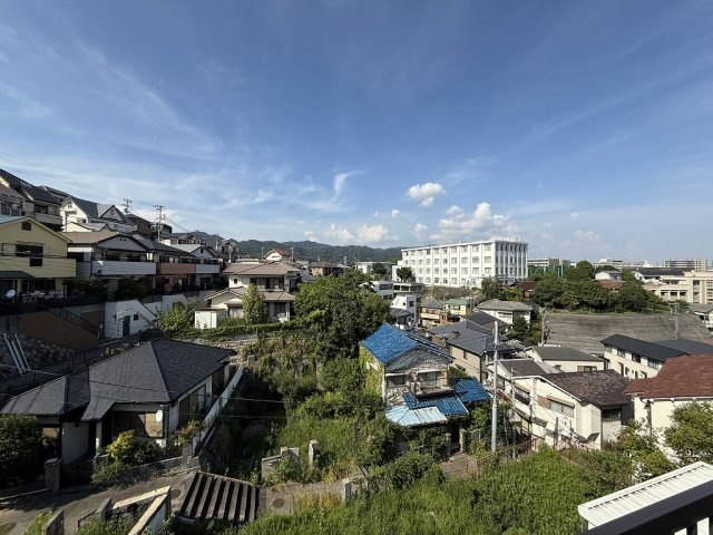 会下山町２丁目貸家の展望