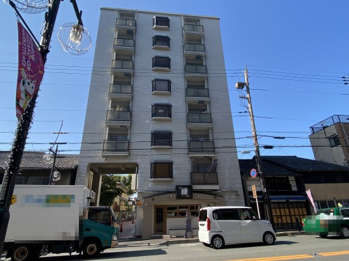 西陣グランドハイツの外観