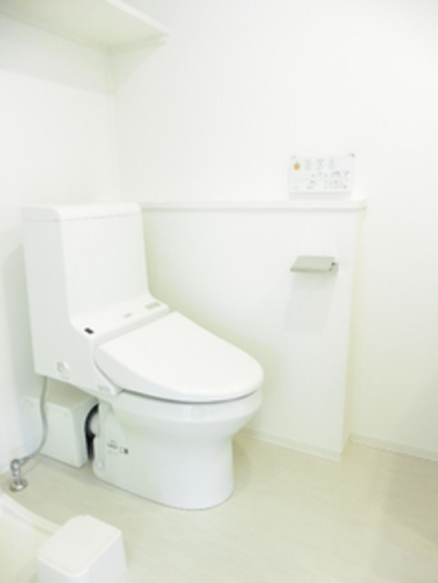 渋谷区広尾１丁目の賃貸マンションのトイレ