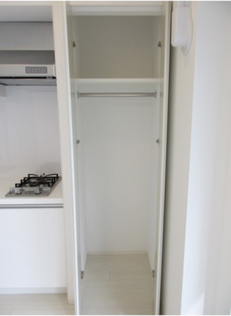 渋谷区広尾１丁目の賃貸マンションの収納