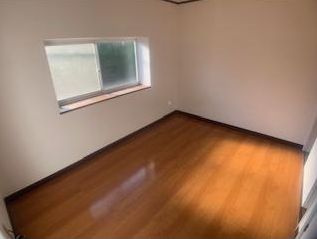 都城市吉尾町の中古一戸建の洋室