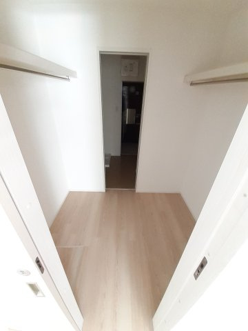 グランバレーⅡの収納|ウォークインクローゼット
