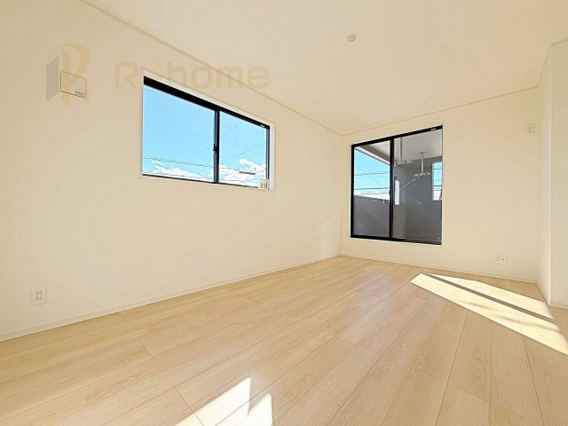結城市結城第45　新築戸建て　2号棟の洋室|2面窓の風通しの良い洋室です♪差し込む暖かな陽当たりで、室内がくつろげる空間に早変わりです♪