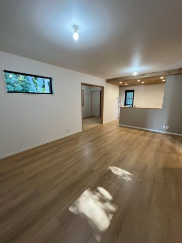 大阪狭山市池尻自由丘新築戸建て4LDKの居間・リビング