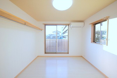 スカイガーデン豊成の居間・リビング|※写真は別の部屋のものです。