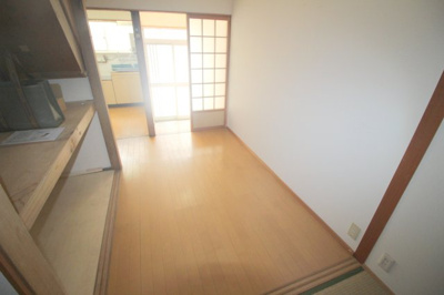 【洋室】 | 門真市月出町テラスハウス