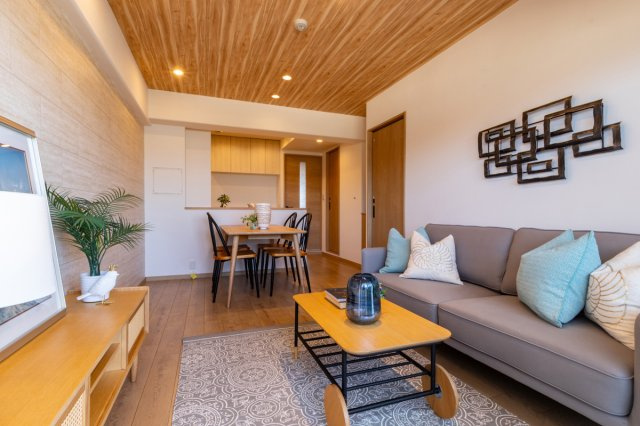 サングレール・フェニング　鳳西町　フルリノベーション物件