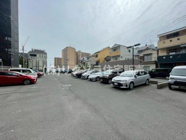 クレアセトル鴻池新田の駐車場|■物件内覧・資金計画相談・住宅ローン相談、リフォーム相談、お問合せ受付中■
※当日・翌日のご内覧、ご相談はお電話でのお問合せがスムーズです！
