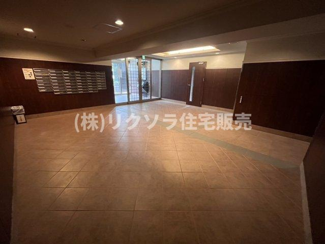 クレアセトル鴻池新田のエントランス|内部
■物件内覧・資金計画相談・住宅ローン相談、リフォーム相談、お問合せ受付中■
※当日・翌日のご内覧、ご相談はお電話でのお問合せがスムーズです！