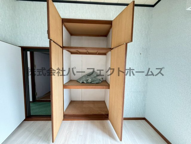 田宮本町戸建　賃貸の収納|こまごまとしたものを収納できそうですね
