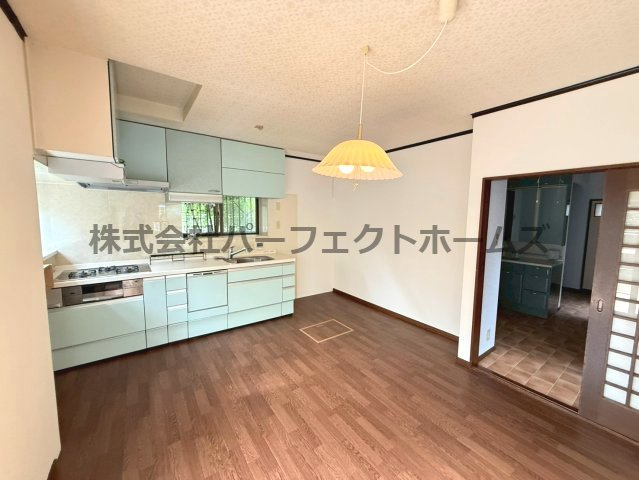 田宮本町戸建　賃貸の居間・リビング|ゆったり過ごせるリビングです