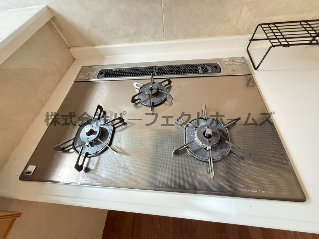 田宮本町戸建　賃貸のキッチン|コンパクトなキッチンで掃除もラクラク