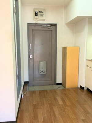 【玄関】 | ブルースカイ