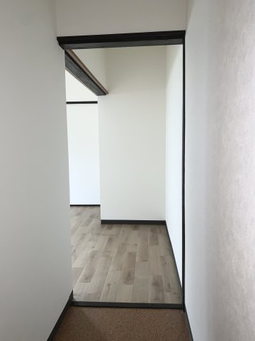 【玄関】