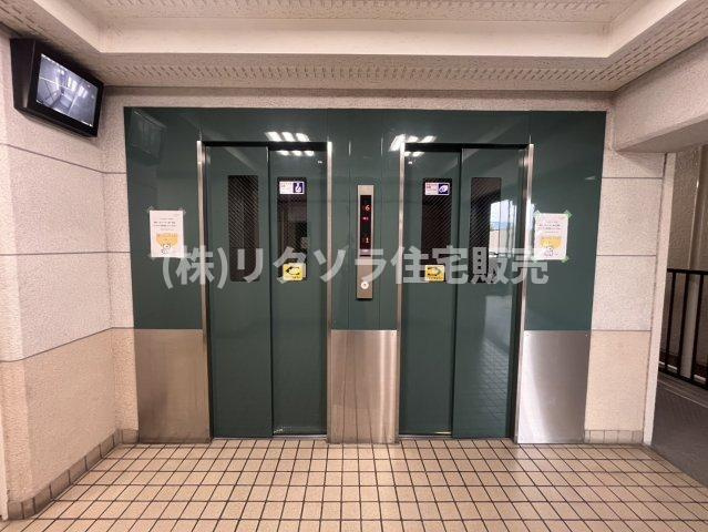 ハイム鴻池のその他共用部分|エレベーター2基　防犯カメラ有
■物件内覧・資金計画相談・住宅ローン相談、リフォーム相談、お問合せ受付中■
※当日・翌日のご内覧、ご相談はお電話でのお問合せがスムーズです！