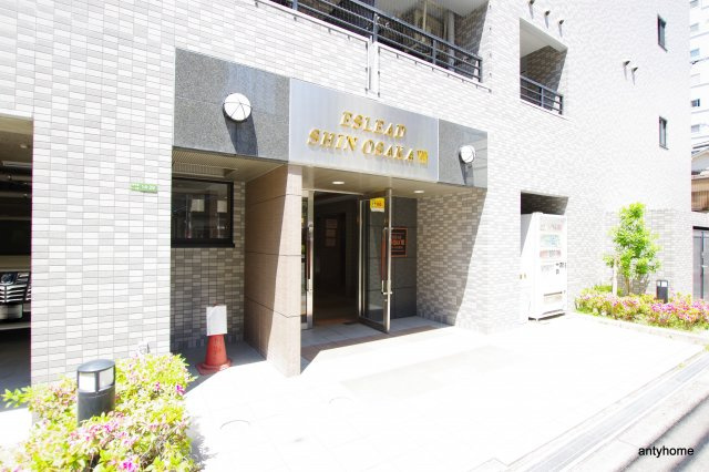 エスリード新大阪第8　仲介手数料無料のエントランス