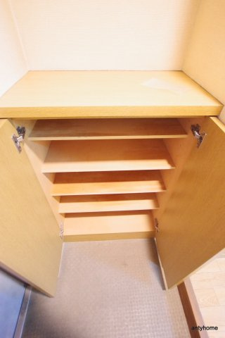 エスリード新大阪第8　仲介手数料無料の収納