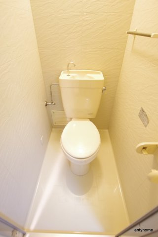 エスリード新大阪第8　仲介手数料無料のトイレ