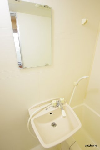 エスリード新大阪第8　仲介手数料無料の洗面所