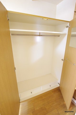 エスリード新大阪第8　仲介手数料無料の収納