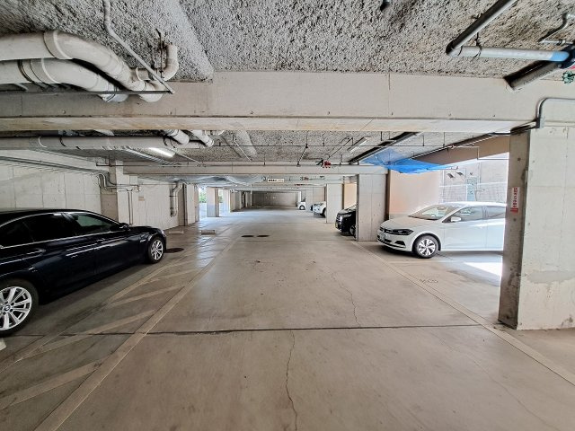 ユーレジデンス武庫川の駐車場