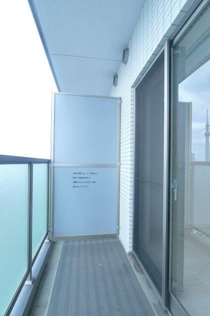 Ｎ－ｓｔａｇｅ亀戸のバルコニー