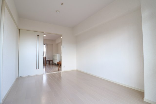 グランドハイツ小柳の居間・リビング